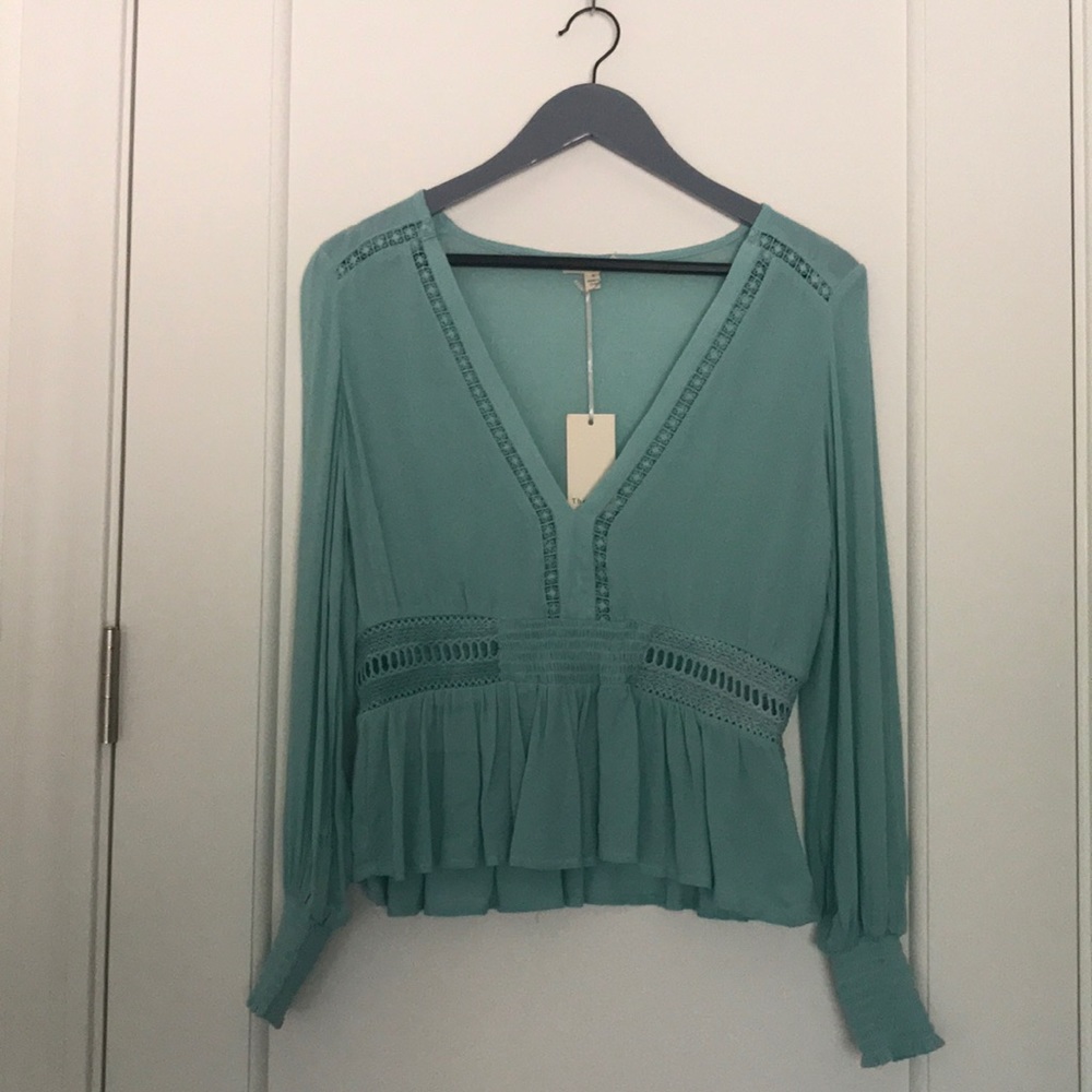 Boho Plunge Neckline Turquoise Top - Picture 4 of 8